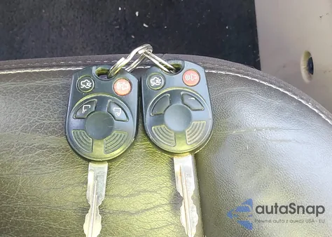 2008 Mazda Tribute I Grand Touring из США, поврежденный, VIN 4F2CZ02Z88KM24539